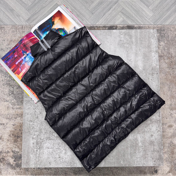CG CROFTON BLACK BADGE GILET - BLACK
