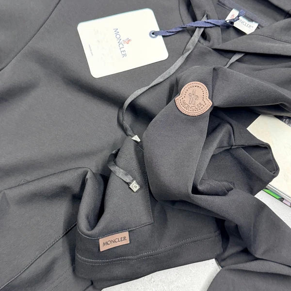 MNCLR LEATHER LOGO HOODIE - BLACK