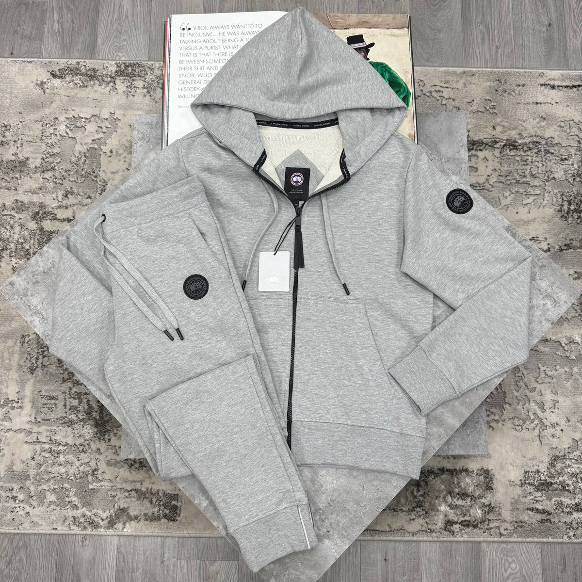 CD TRACKSUIT BLACK BADGE GREY
