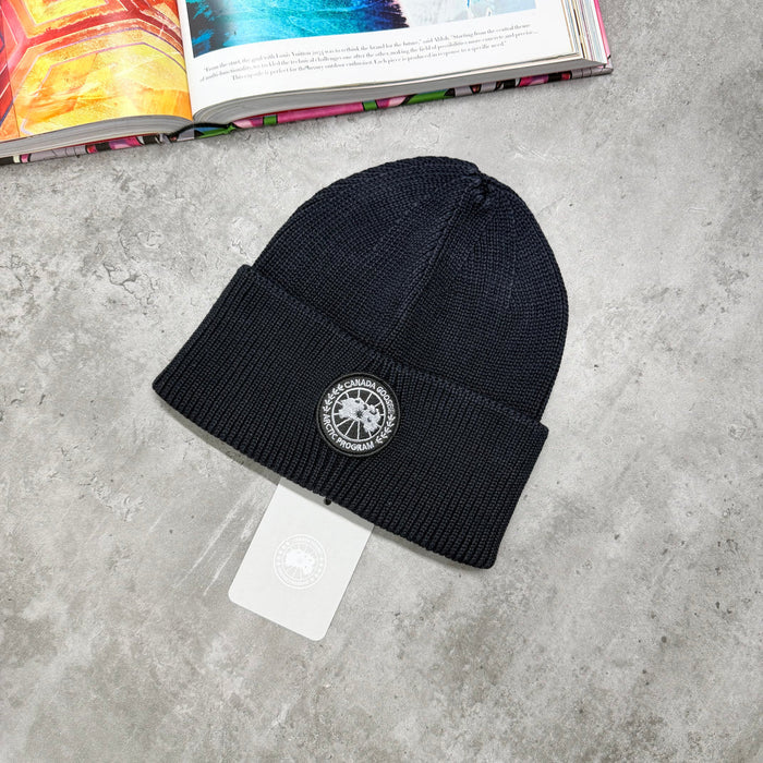 CG BLACK BADGE BEANIE - BLACK