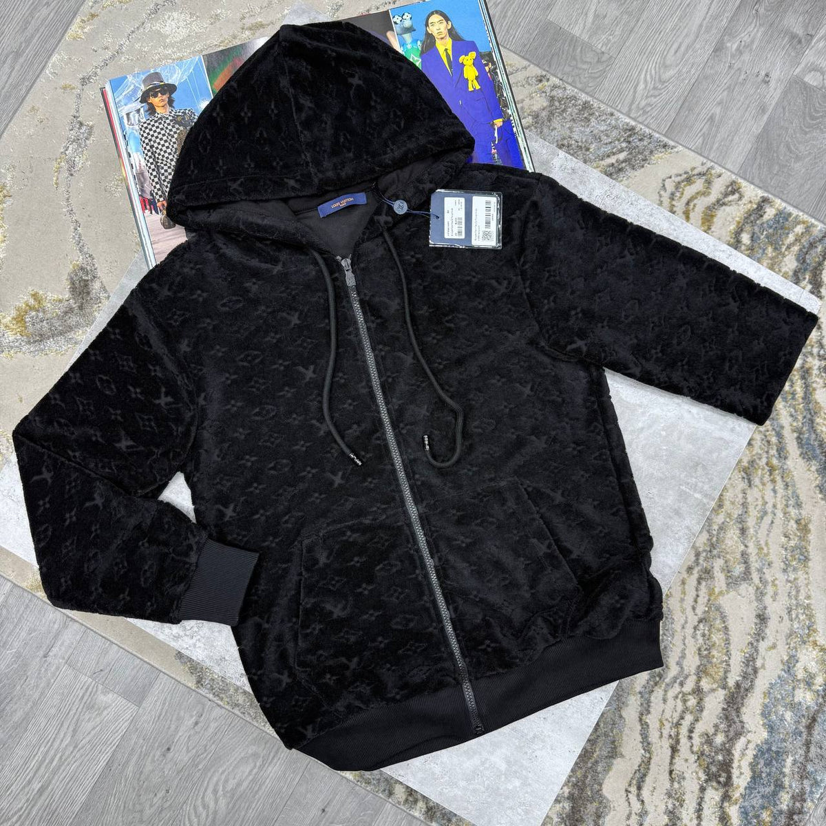 LV ZIP FLEECED HOODIE BLACK