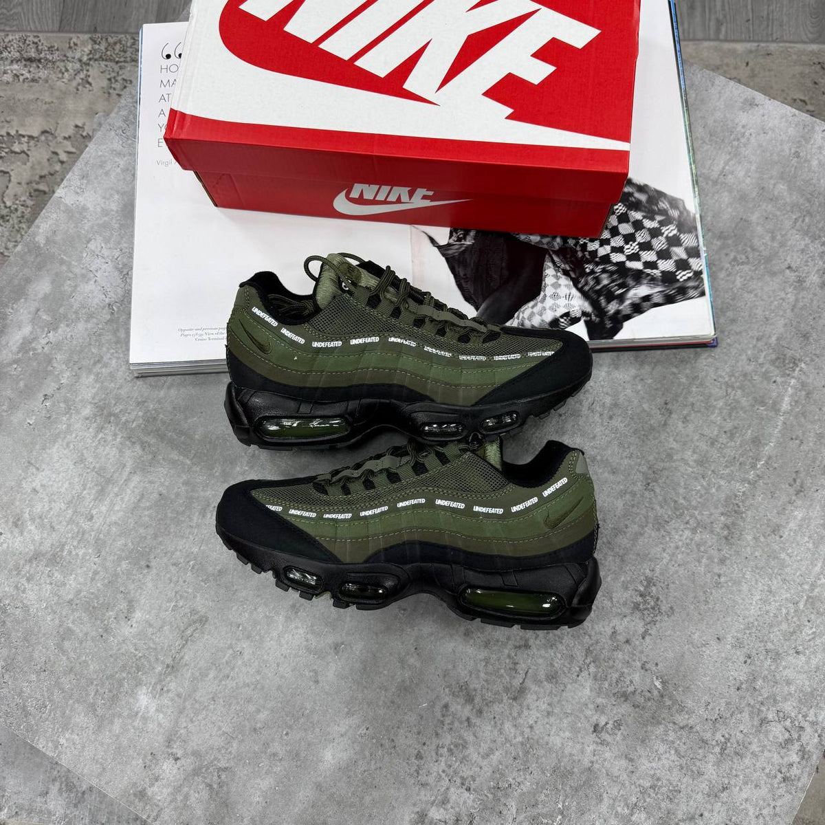 NI AIR MAX 95s X UNDEFEATED KHAKI