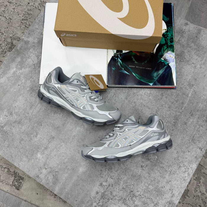 ACS GEL TRAINERS - SILVER/GREY